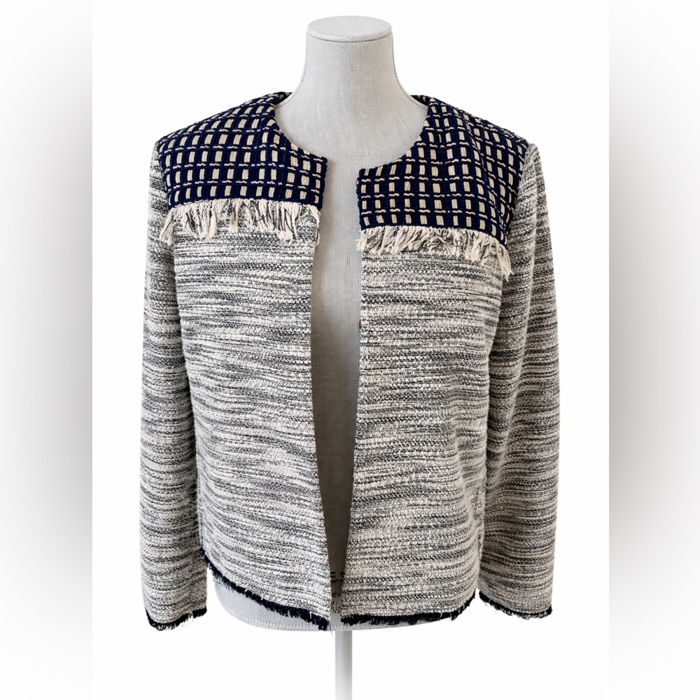 Chico’s Textured Fringe Trim Open Front Jacket Navy Cream Size 1 (M) Like New